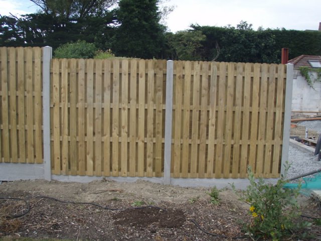 Round Top Hit & Miss panels in Concrete Posts - Ballyboughal